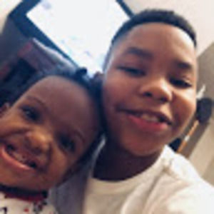 Meet your Posher, Carline